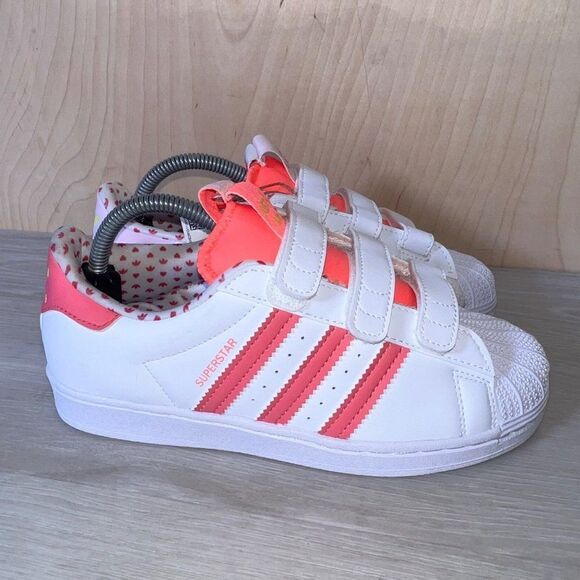 Adidas Superstar Shell Toe Little Kid 'Valentine's Day' GY3337 Youth 3 - Picture 4 of 12